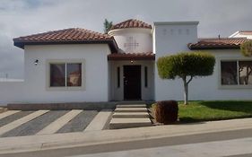 Beachview Condo! 5 Minute Drive To Puerto Nuevo